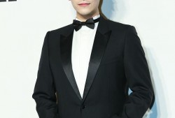 爆料娱乐圈郑云龙是谁